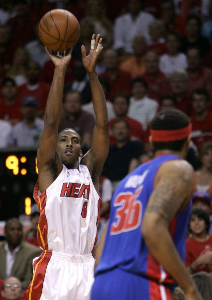 随着与火箭 随着与火箭