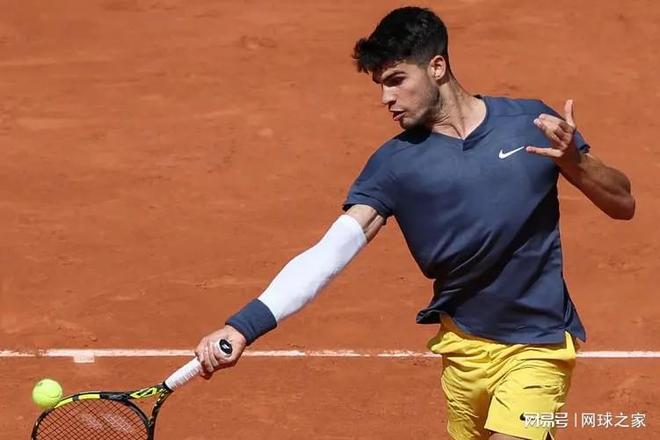 通过与他们 通过与他们