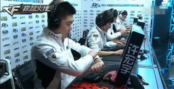 间的广泛讨 间的广泛讨